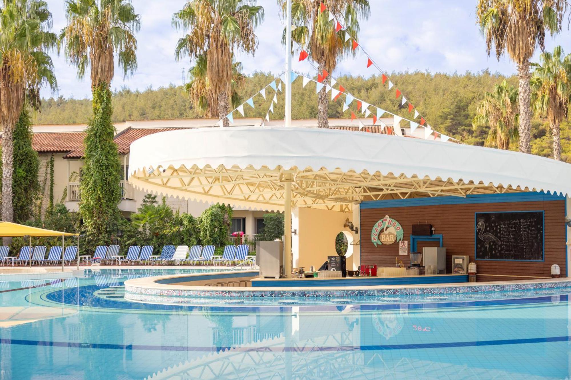 Aqua Fantasy Aquapark Hotel & Spa Kusadasi Exterior photo